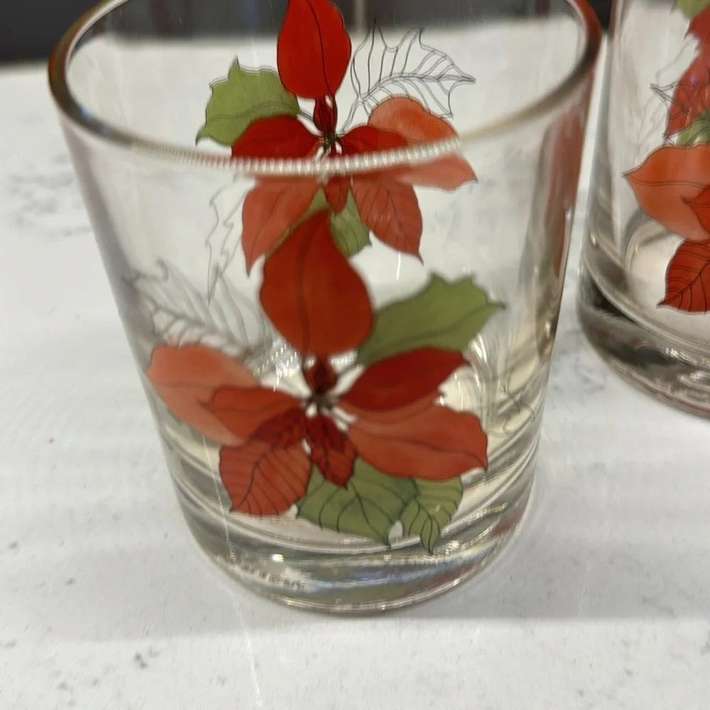 Vintage Christmas Poinsettia Glasses- Set of 3 tumbler
Glasses - Picture 4 of 6